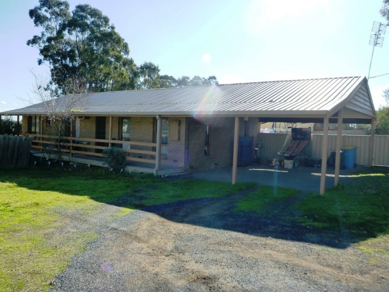 9 Delatite Road, Seymour VIC 3660