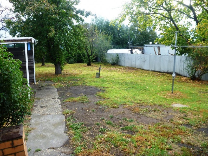 5 Park Street, Seymour VIC 3660