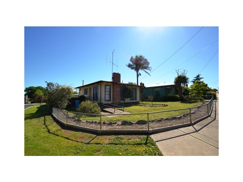 36 Heywood Crescent, Seymour VIC 3660