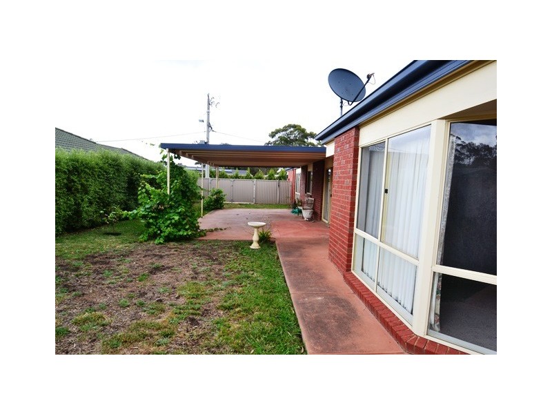 16 Marengo Road, Seymour VIC 3660
