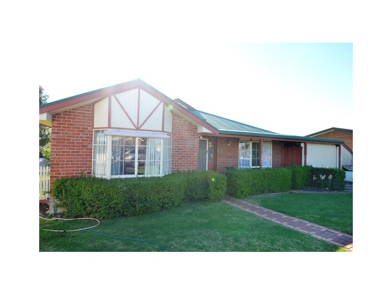 3 Hickey Court, Seymour VIC 3660