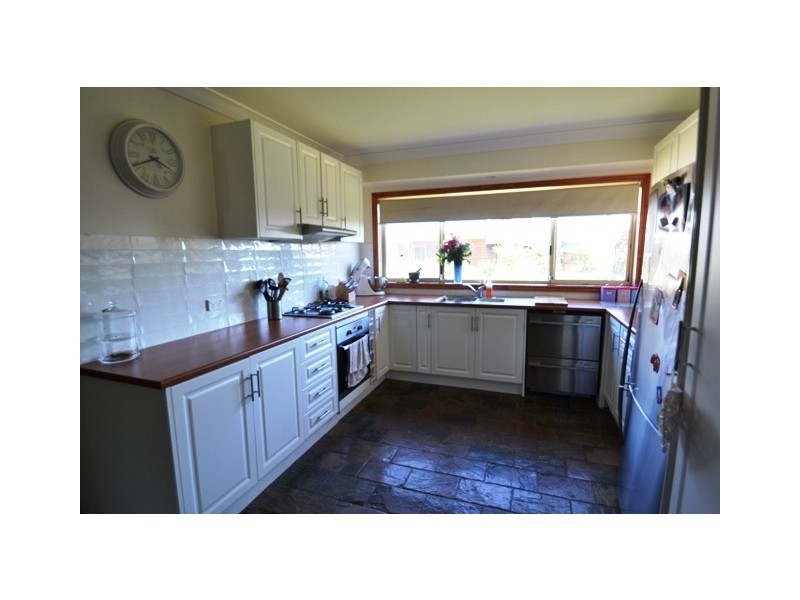 3 Hickey Court, Seymour VIC 3660