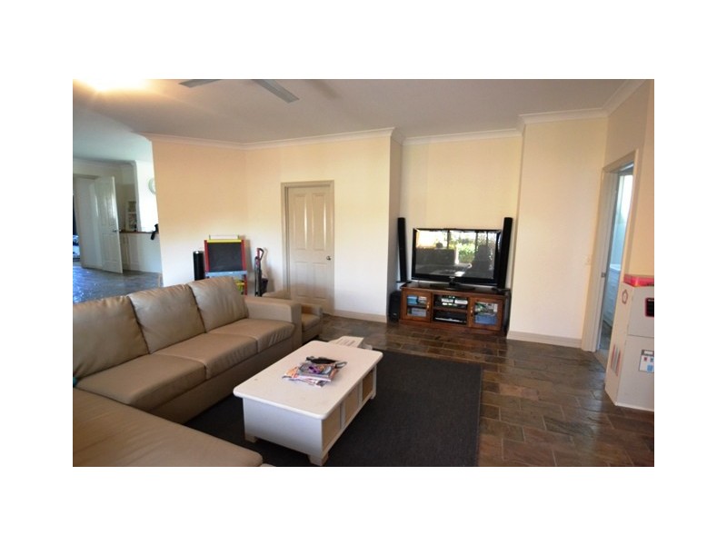 3 Hickey Court, Seymour VIC 3660