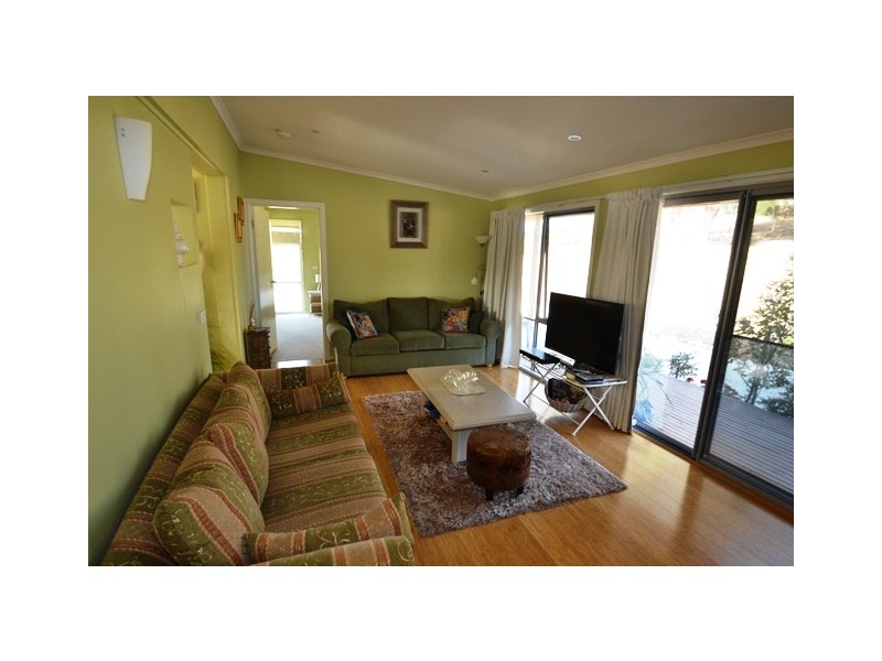 44 Scarlett Street, Avenel VIC 3664