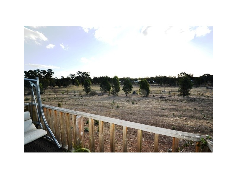 44 Scarlett Street, Avenel VIC 3664