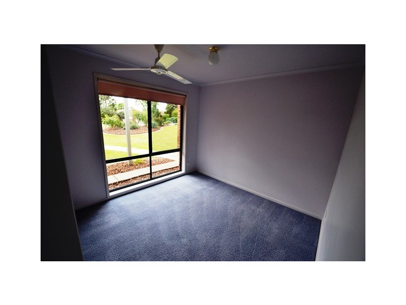 16 Coughlin Court, Seymour VIC 3660