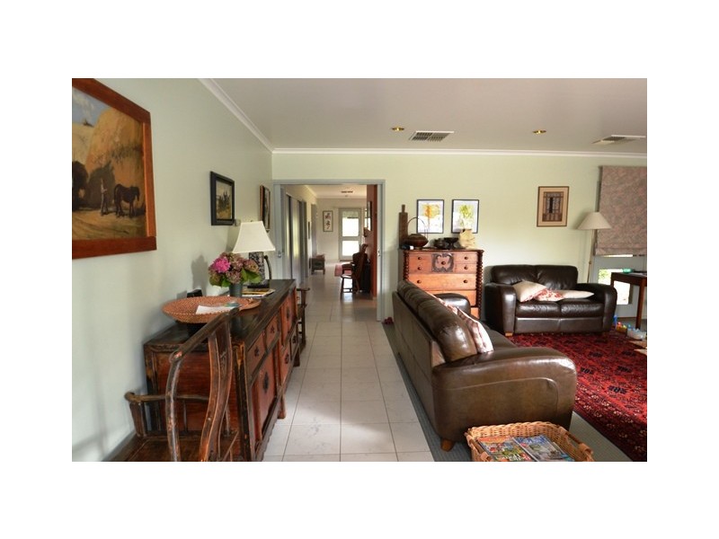 32 Shelton Street, Avenel VIC 3664