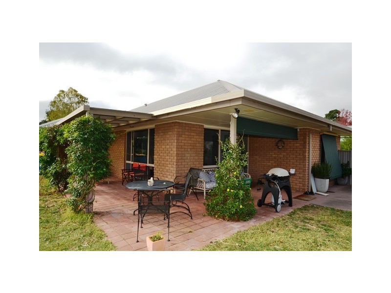 32 Shelton Street, Avenel VIC 3664