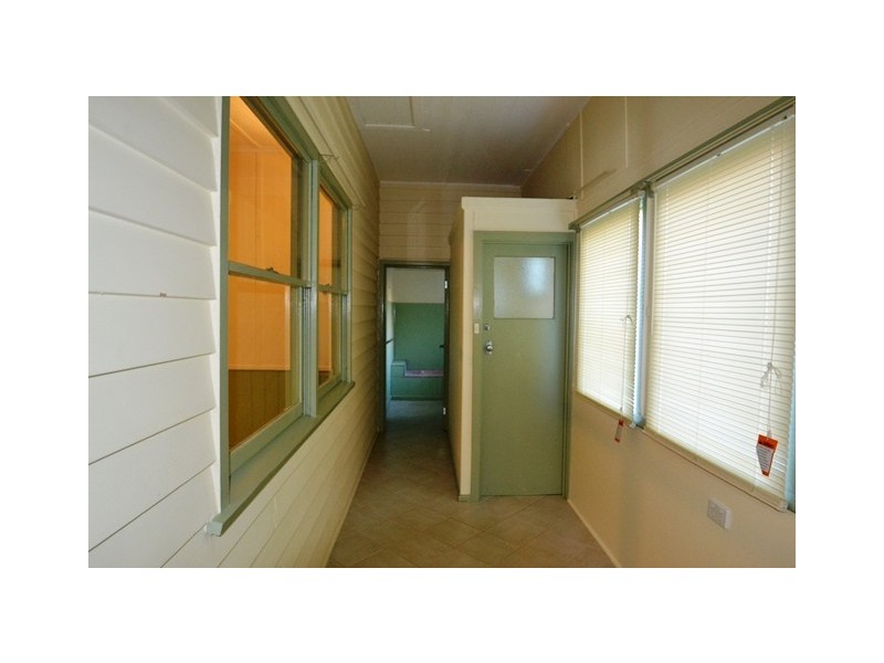 2 Hanna Street, Seymour VIC 3660