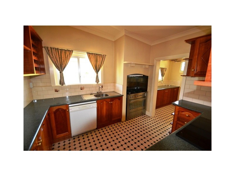 18 Butler Street, Seymour VIC 3660