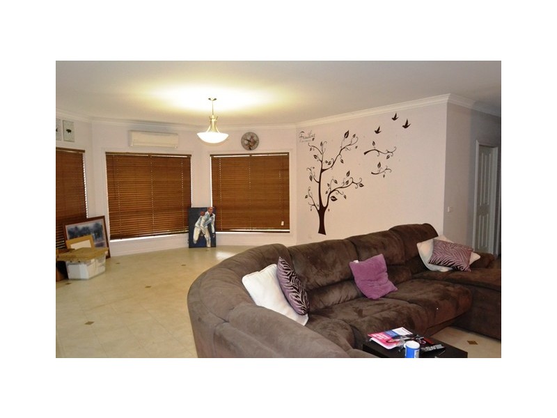 7 Hughes St South, Avenel VIC 3664