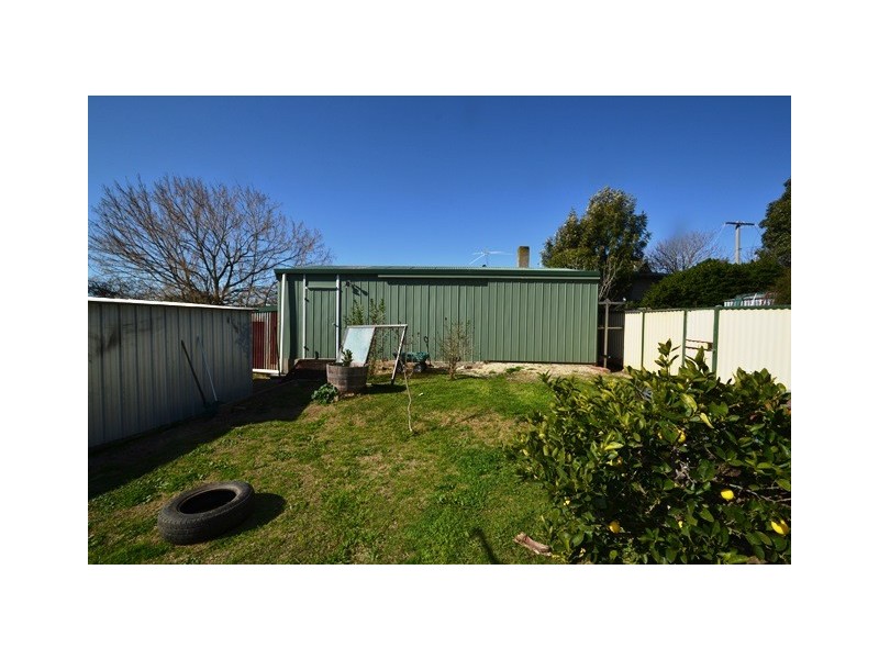 38 Morison Cres, Seymour VIC 3660