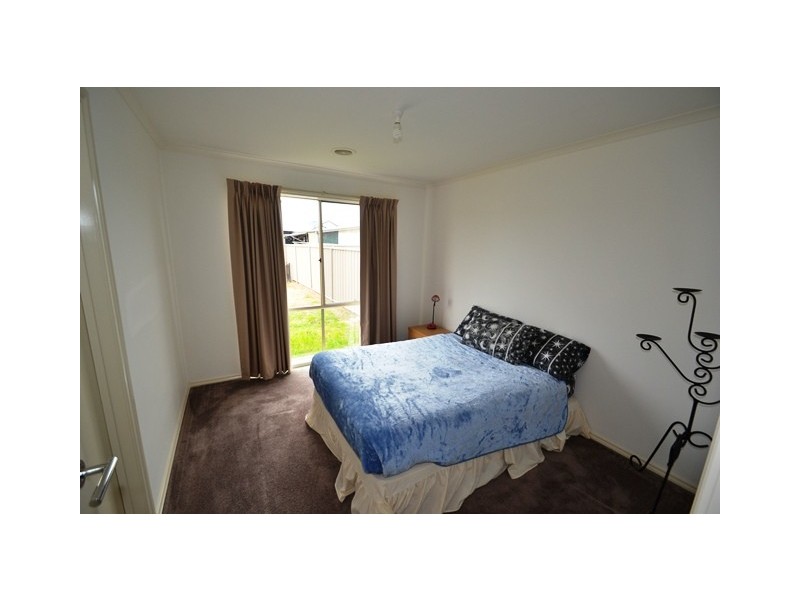 10 Parry Street, Seymour VIC 3660