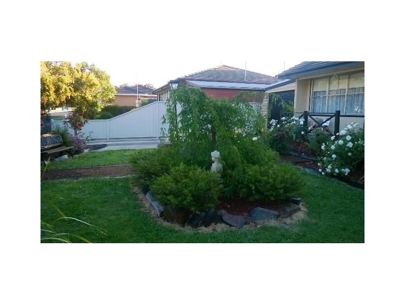 31 Martindale Cres, Seymour VIC 3660