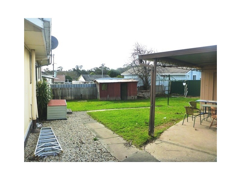 2 Sinclair Crescent, Seymour VIC 3660