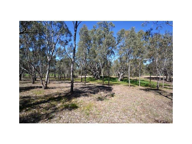 20 Dempsey Road, Seymour VIC 3660