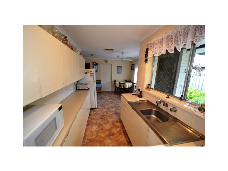 1 Skermer Ave, Seymour VIC 3660