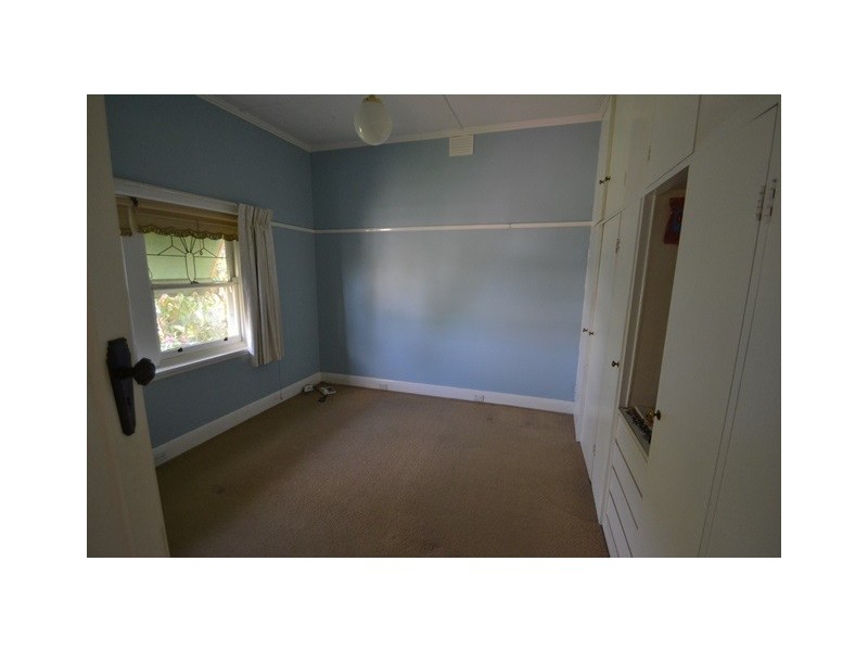 15 Park Street, Seymour VIC 3660