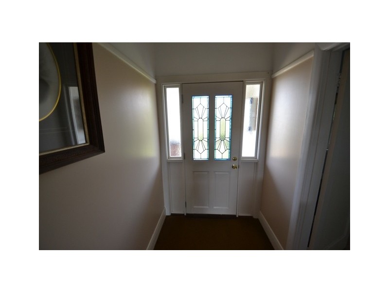 15 Park Street, Seymour VIC 3660