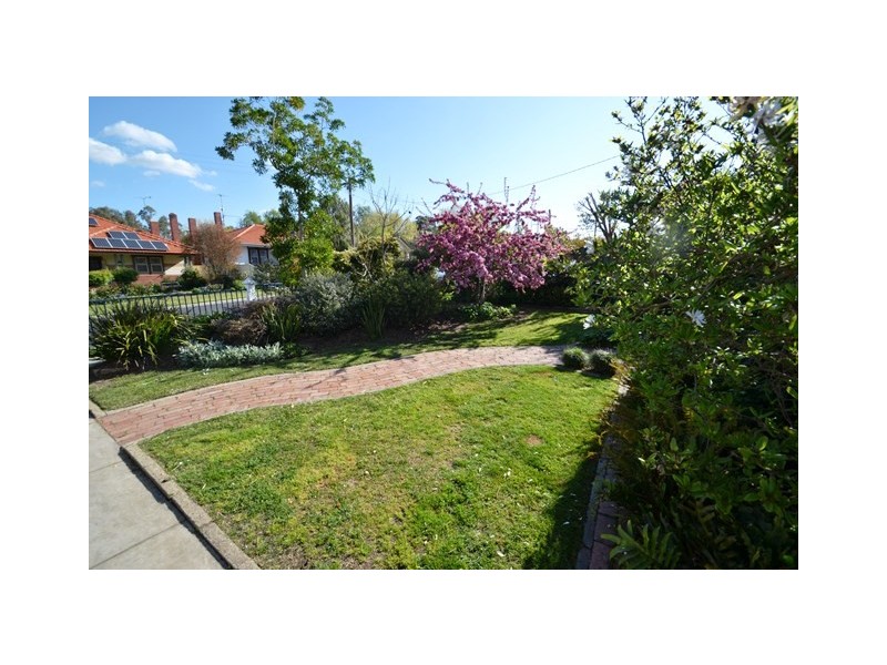 15 Park Street, Seymour VIC 3660