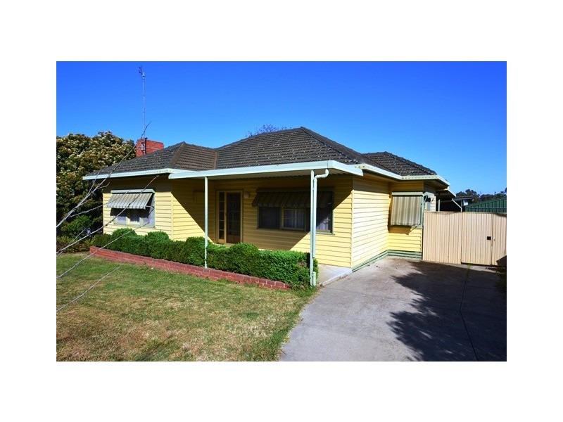 3 Grattan Street, Seymour VIC 3660