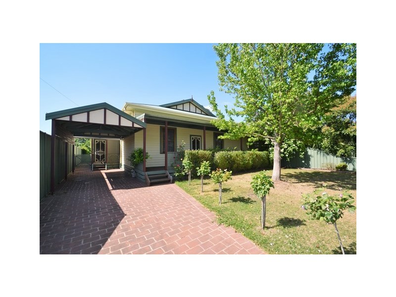 27 Railway Street, Seymour VIC 3660