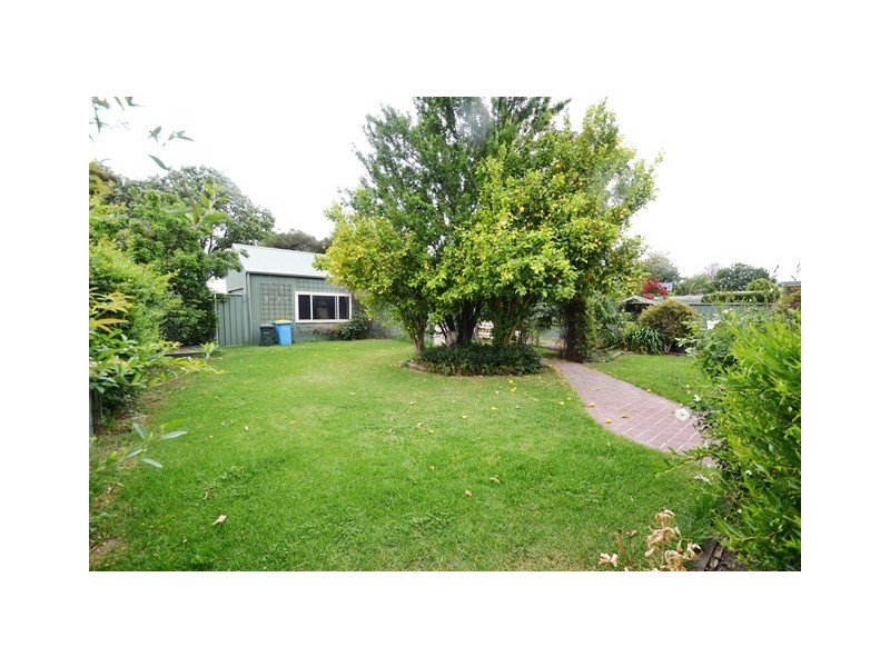 27 Railway Street, Seymour VIC 3660