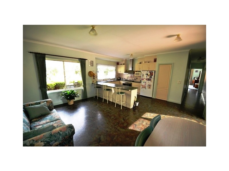 237 Ewings Road, Avenel VIC 3664