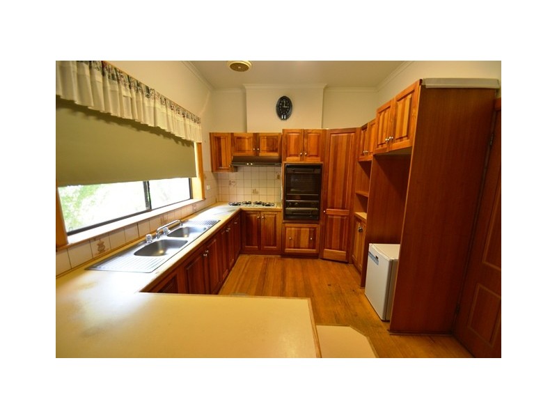 31 Goulburn St, Seymour VIC 3660