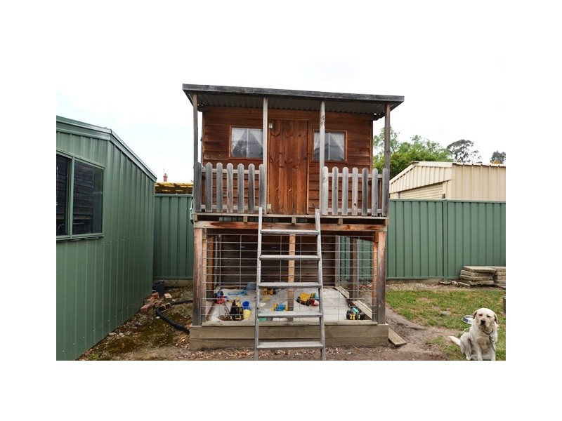 37 The Esplanade, Seymour VIC 3660