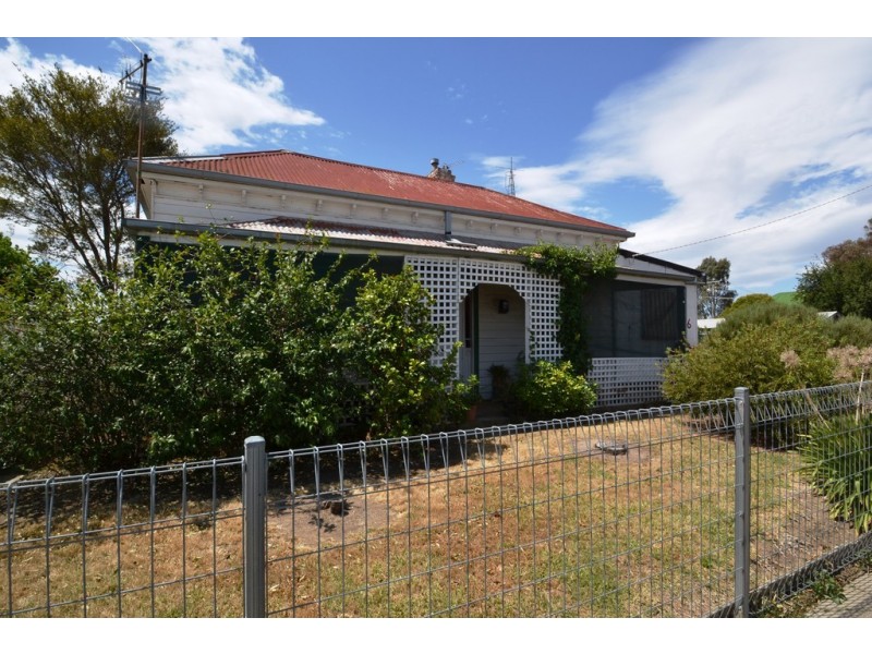 6 Butler Street, Seymour VIC 3660