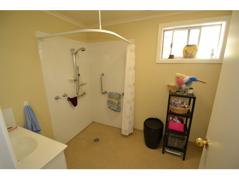 6 Butler Street, Seymour VIC 3660