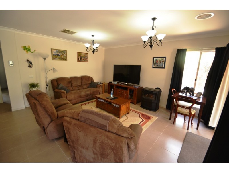 9090A GV Highway, Seymour VIC 3660