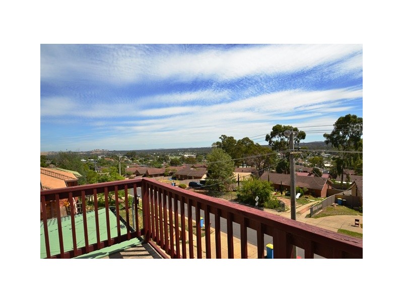 32 Monash Drive, Seymour VIC 3660