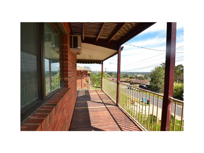 32 Monash Drive, Seymour VIC 3660