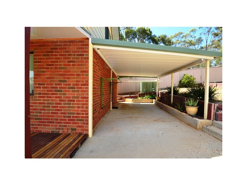 32 Monash Drive, Seymour VIC 3660