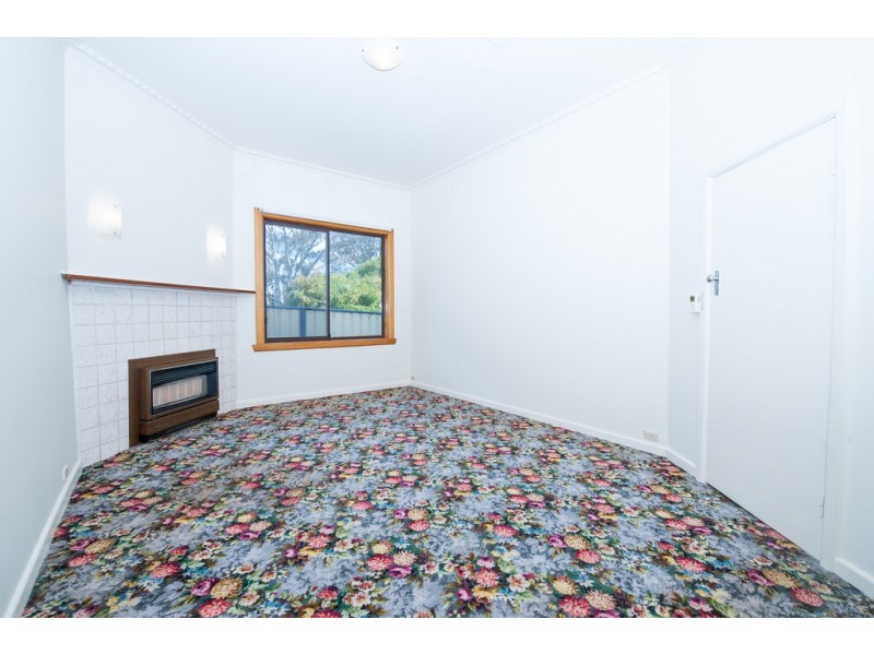 39 The Esplanade, Seymour VIC 3660