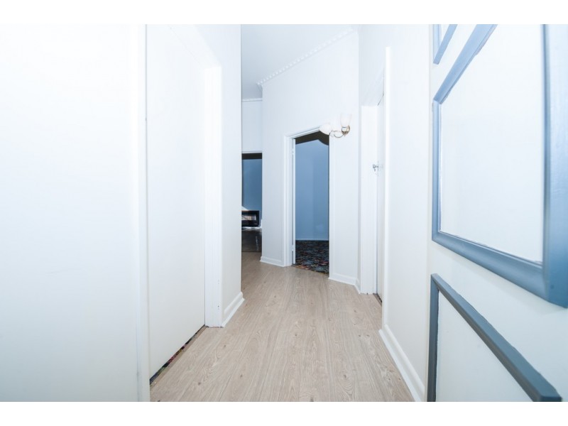 39 The Esplanade, Seymour VIC 3660