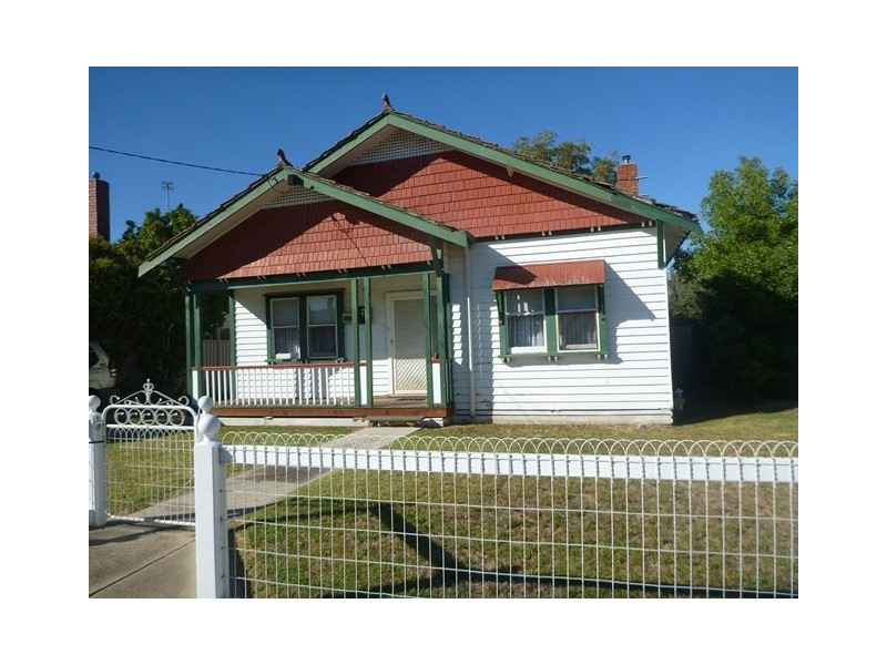11 Tristan Street, Seymour VIC 3660