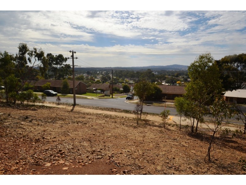 40 Monash Drive, Seymour VIC 3660