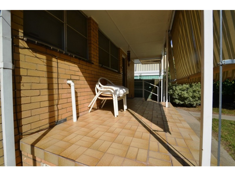 9 Loach Street, Seymour VIC 3660