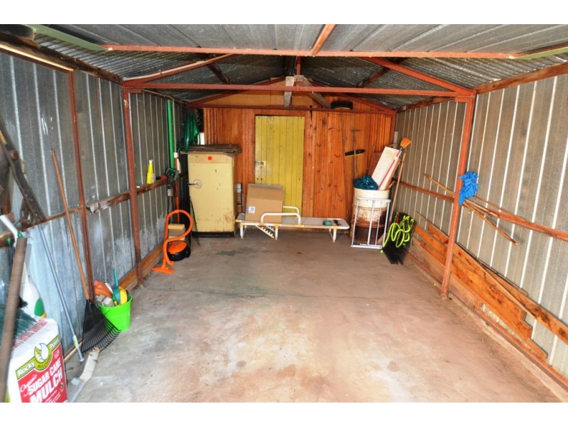 9 Loach Street, Seymour VIC 3660