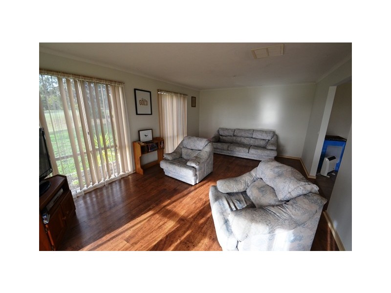 13 Roditis Avenue, Broadford VIC 3658