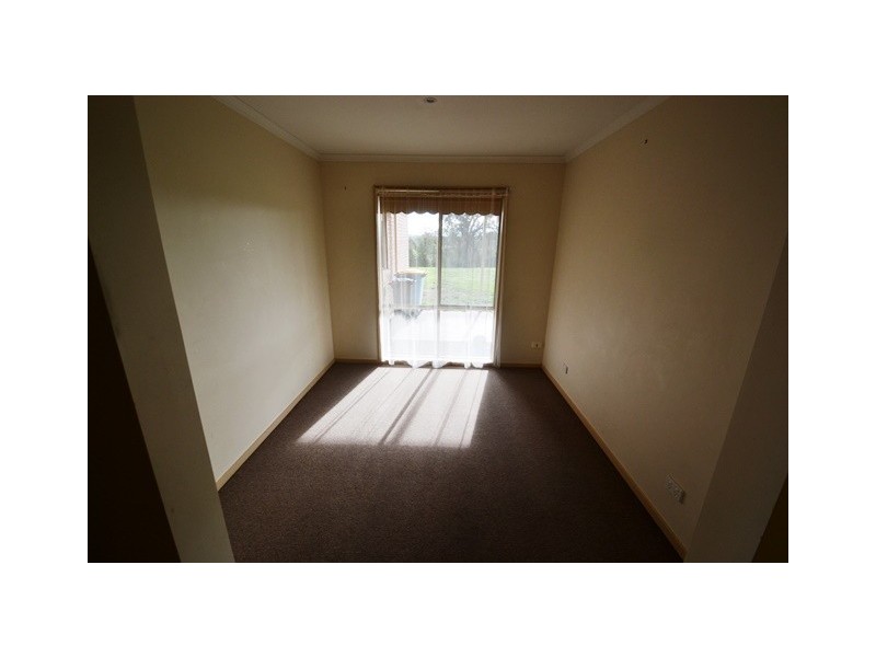 13 Roditis Avenue, Broadford VIC 3658