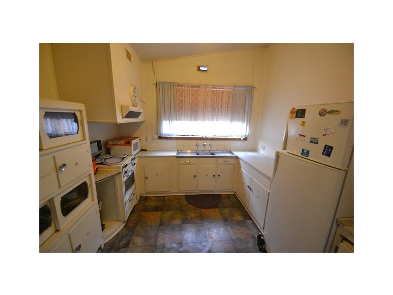 56 High Street, Seymour VIC 3660