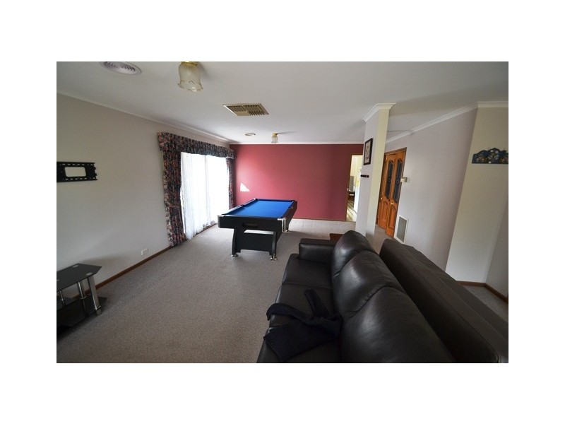 6 Creedon Court, Seymour VIC 3660