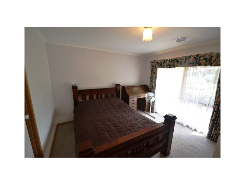 6 Creedon Court, Seymour VIC 3660