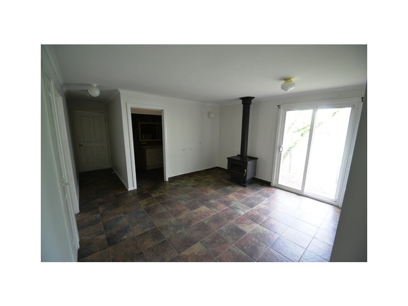 25 Bank Street, Avenel VIC 3664