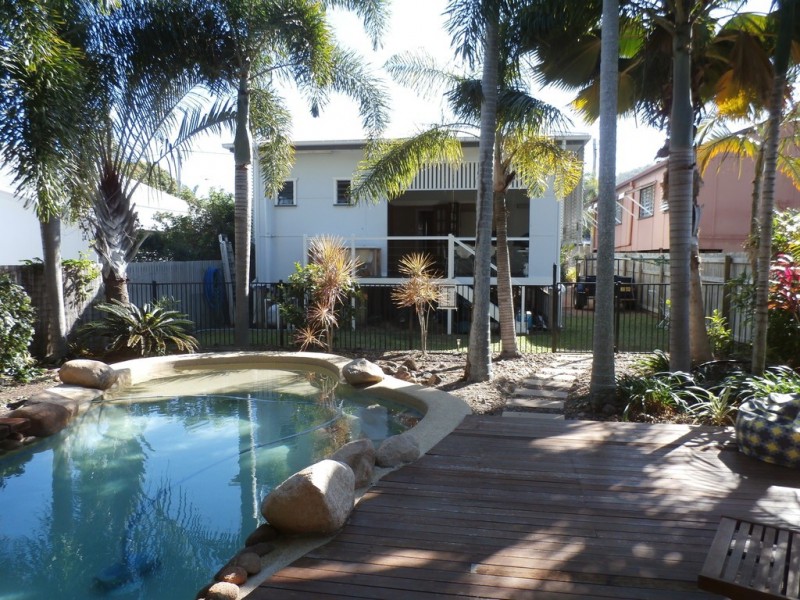 20 Humphrey Street, West End QLD 4810