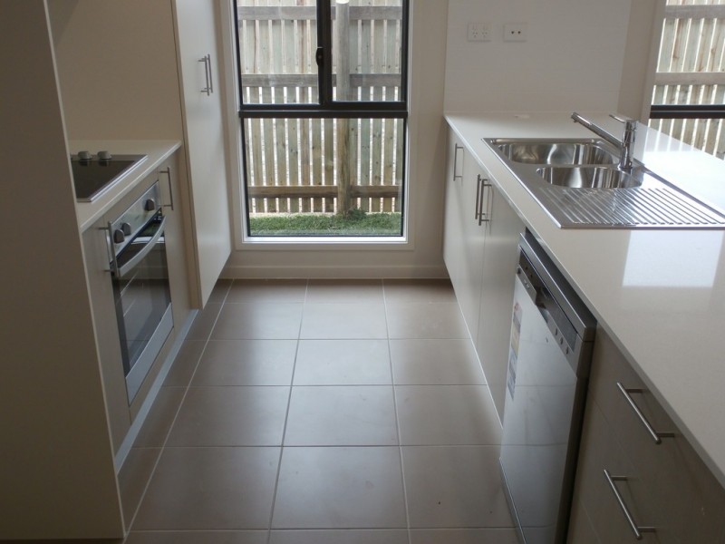 21 Limestone Crescent, Condon QLD 4815